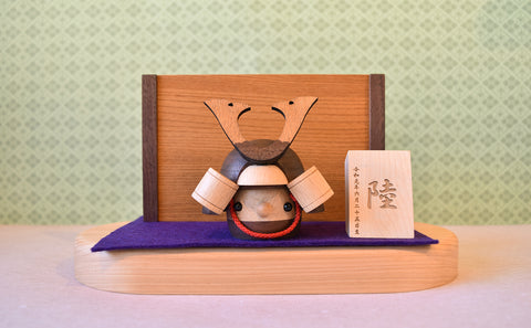 どんぐり兜のご案内