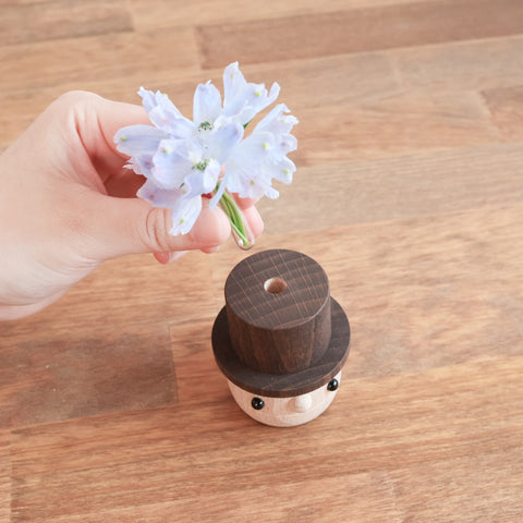 Donguri Papa Bud Vase – Wooden Flower Vase | Handmade in Japan