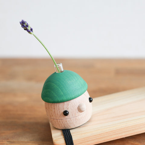 Donguri Korokoro Bud Vase – Wooden Flower Vase | Handmade in Japan